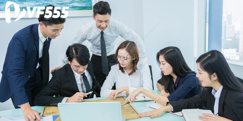 CEO Hoàng Khang 3 Hành trình xây dựng VF555 từ bàn tay trắng
